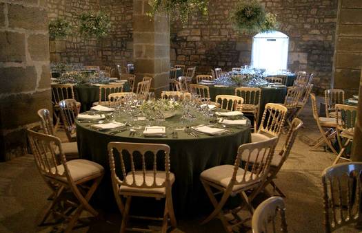 A wedding in green | Crimons