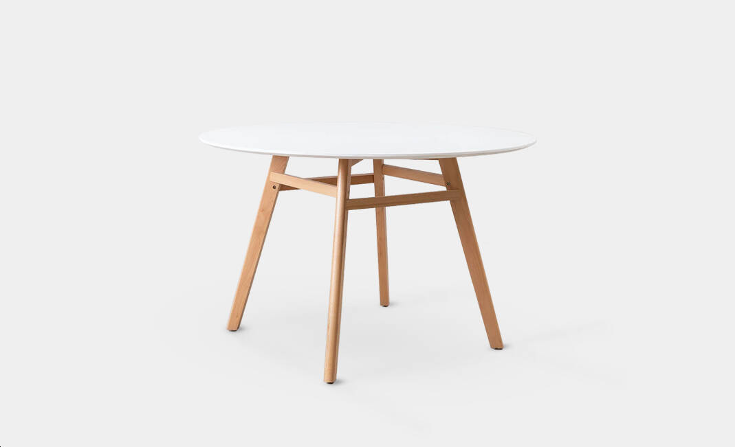 White Nord Table 2 | Crimons
