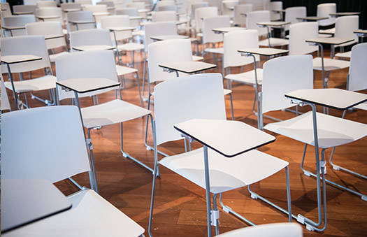 Alquiler de sillas para eventos: ¿cuáles son adecuadas para cada evento? | Crimons
