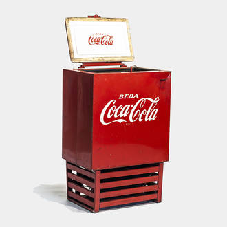 Coca Cola fridge | Crimons