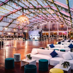 Create unforgettable events with XL spaces and XL furniture