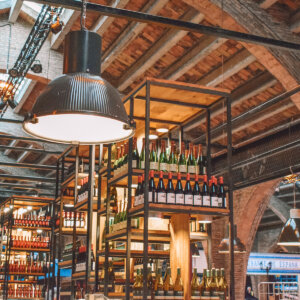 Descubre los eventos corporativos en bodegas y cavas