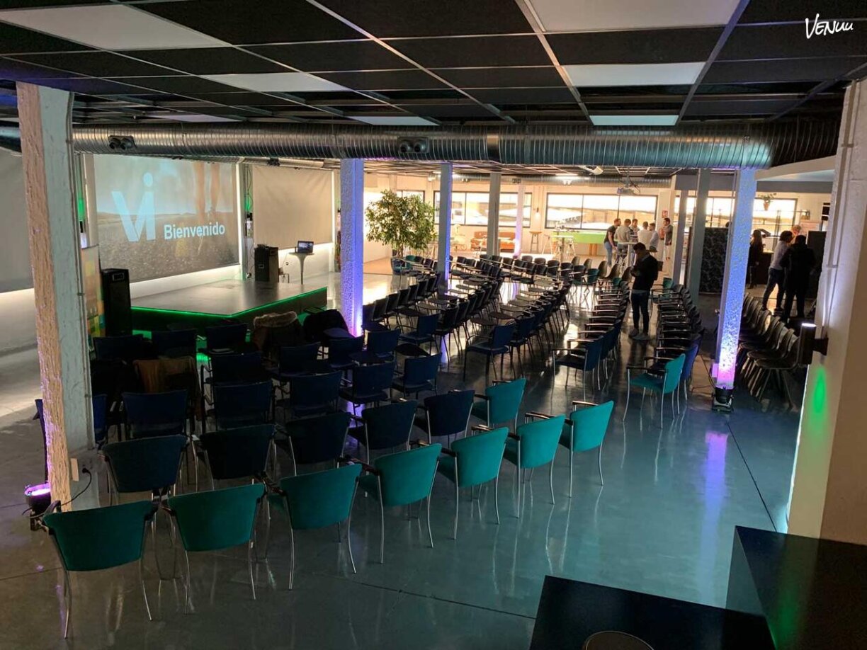 Sala Workshop de Espazio 32 en Madrid, espacio versátil para eventos corporativos.