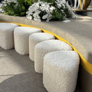 Puf Bouclé Triangular