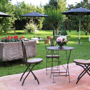 Provencal Table