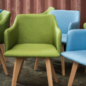 Sillón tapizado verde CRIMONS